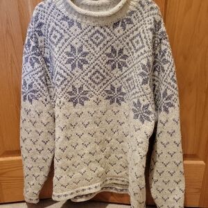 St. John's Bay Cream and Gray Knit Sweater XL